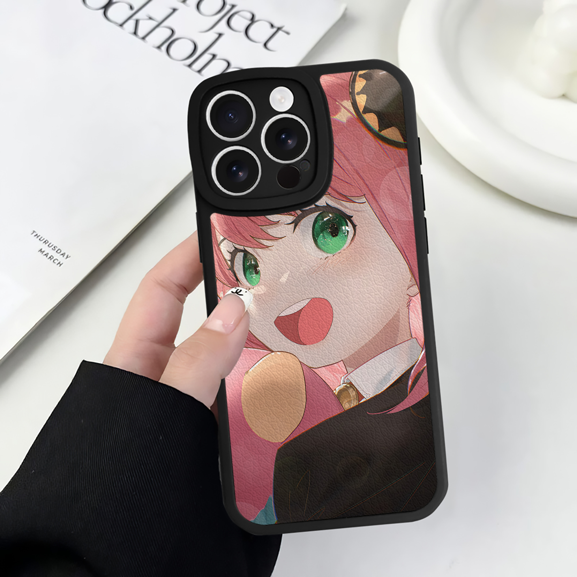 （画像用） SPY×FAMILY间谍家家酒 【iPhone 16シリーズ対応】シリコンスマホケース（レザー調） 材質：シリコン